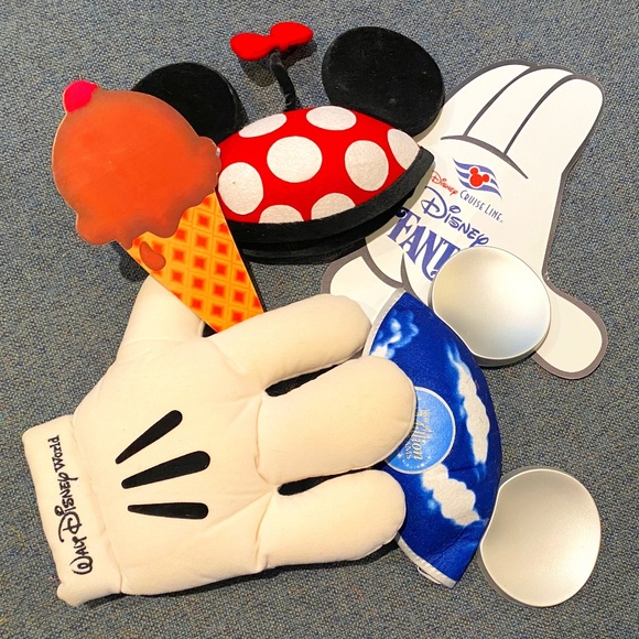 Disney Bundle Costume Minnie Ears Bow Mickey's Glove & Cruise Waving Photo Booth - Picture 1 of 7